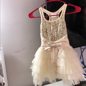 Fancy gold bow dress